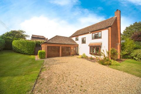 Ferry Lane, Bury St. Edmunds IP28 4 bed detached house for sale