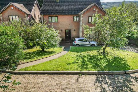 New Road, Cilfrew, Neath 6 bed detached house for sale