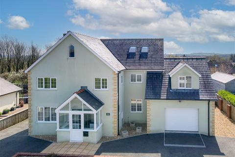 24 The Glades, Rosemarket, Milford Haven 6 bed detached house for sale