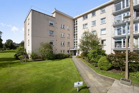 4/6 Succoth Court, Ravelston... 3 bed flat for sale