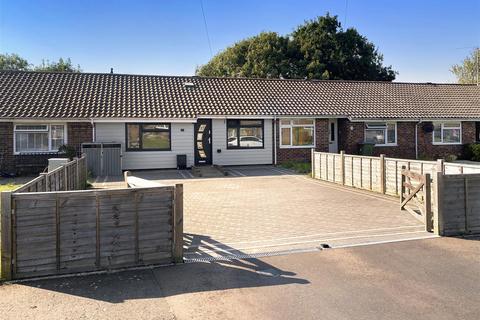 Southcourt Close, Rustington BN16 2 bed terraced bungalow for sale