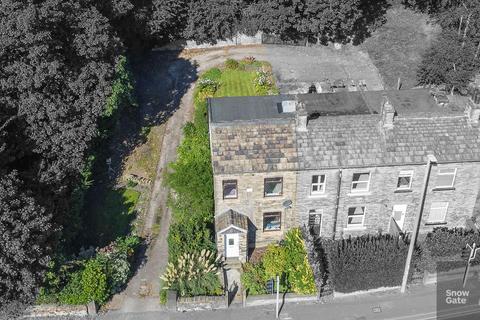 Leeds Road, Mirfield WF14 3 bed cottage for sale