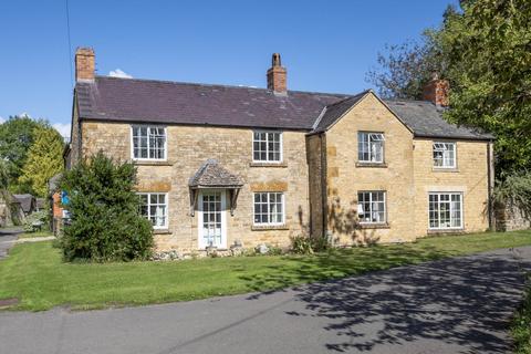 Little Compton 5 bed detached house for sale