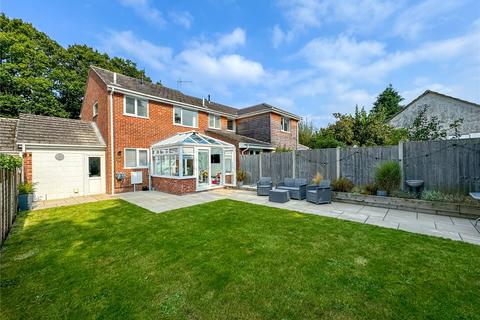 Shearsbrook Close, Bransgore... 3 bed semi