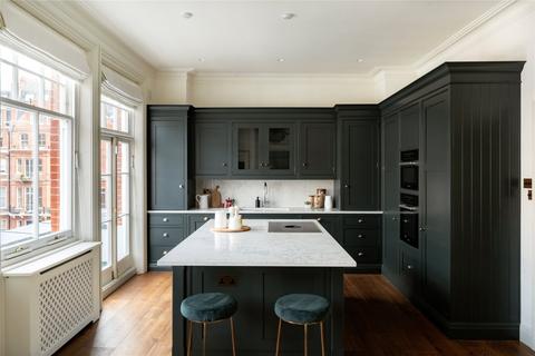 Evelyn Gardens, South Kensington, SW7 3 bed apartment for sale