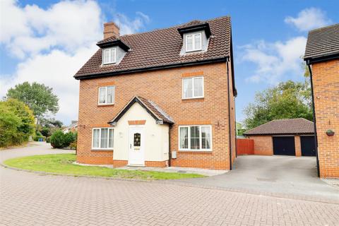 Rye Crescent, Brough 5 bed detached house for sale