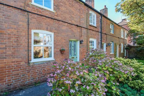 1 bedroom terraced house for sale