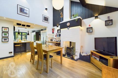 Earlham Green Lane, Norwich 3 bed chalet for sale