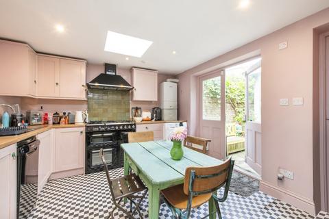 Christchurch Road, Parkside, East Sheen 2 bed terraced house for sale