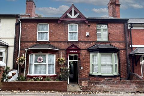 Victoria Road, Wednesbury 3 bed terraced house for sale