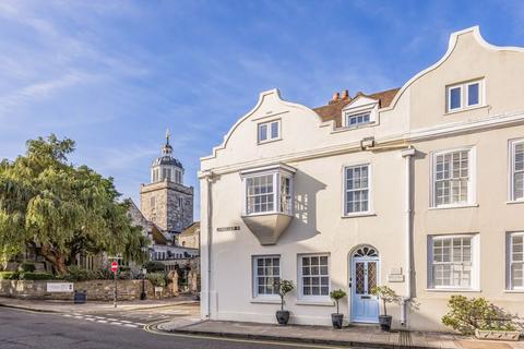 Lombard Street, Old Portsmouth 2 bed terraced house for sale