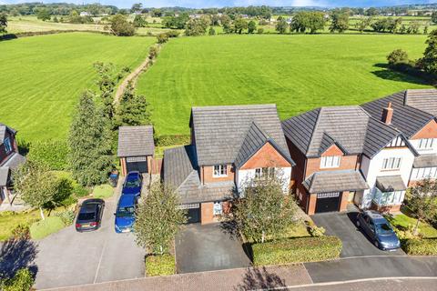 Bowland Gardens, Preston PR3 4 bed detached house for sale