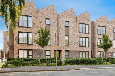 Talbot Road, Manchester M32 2 bed apartment for sale