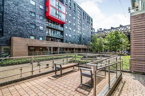 Potato Wharf, Manchester M3 2 bed apartment for sale