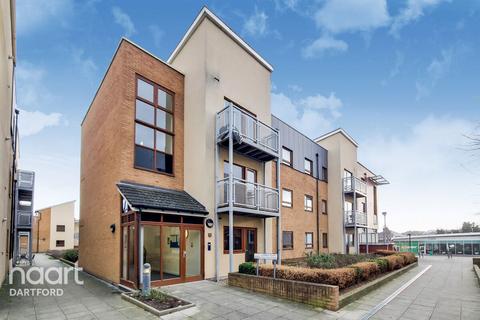 North Star Boulevard, Greenhithe 2 bed flat for sale