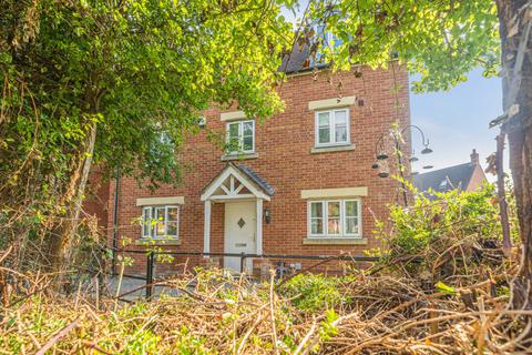 Voyager Drive, Swindon, Wiltshire 5 bed detached house for sale