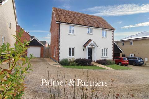 Oak Close, Saxmundham, Suffolk, IP17 3 bed detached house for sale