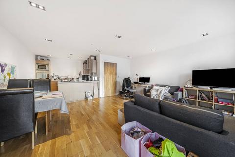 Canary Wharf E14, Docklands, London, E14 2 bed flat for sale