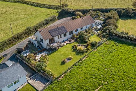 Llangrannog, Llandysul 4 bed bungalow for sale