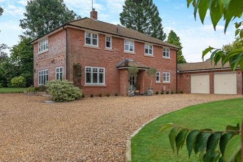 East Grimstead, Salisbury, Wiltshire 4 bed detached house for sale