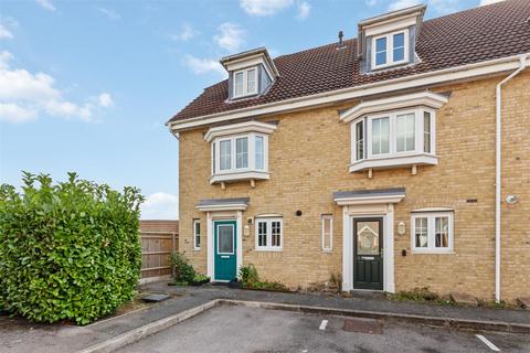 Malmesbury Road, Morden SM4 3 bed end of terrace house for sale