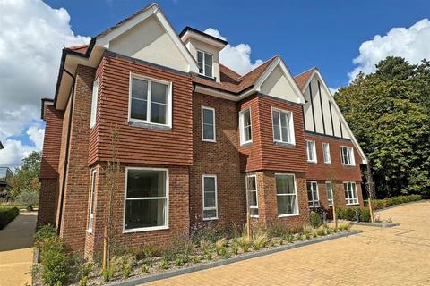 Furze Hill, Kingswood 2 bed apartment for sale