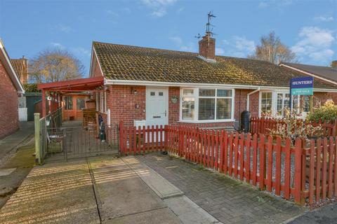 Hambleton View, Tollerton, York 2 bed semi