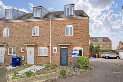 3 bedroom end of terrace house for sale