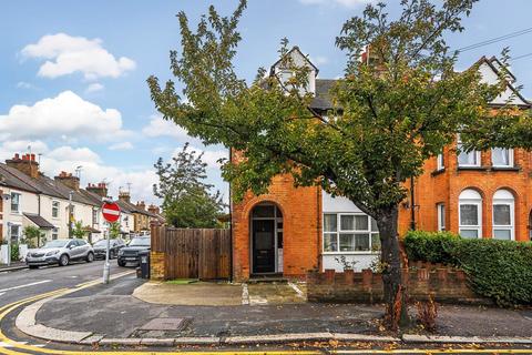 Malden Road, Hertfordshire WD17 2 bed maisonette for sale