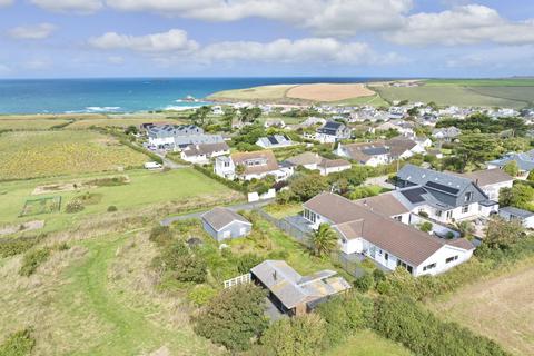 Lamorna, Trevone, PL28 5 bed bungalow for sale
