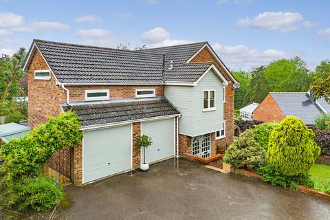 Colemans Lane, Chelmsford CM3 4 bed detached house for sale