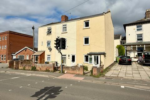Newland Place, Tewkesbury GL20 3 bed end of terrace house for sale