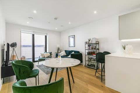 Capital Interchange Way, Brentford, TW8 1 bed apartment for sale
