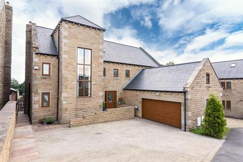 6 bedroom detached house for sale