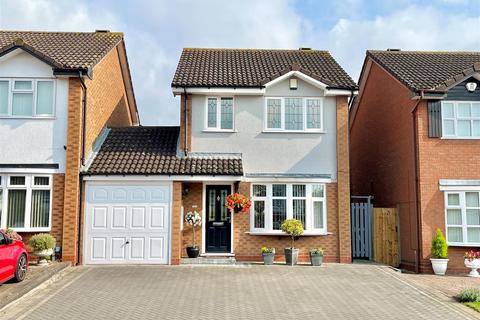 Moat Croft, Walmley, Sutton Coldfield 3 bed link detached house for sale
