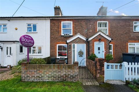 Alexandra Road, Ash GU12 2 bed terraced house for sale