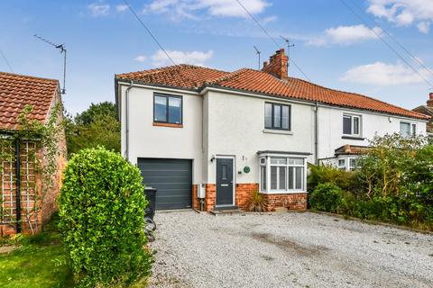 The Avenue, Southlands, Haxby, York... 4 bed semi