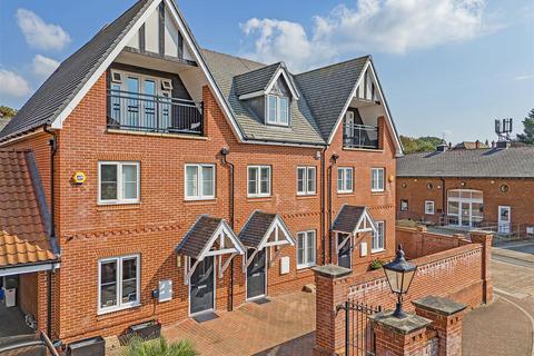 Bansons Mews, High Street, Ongar 4 bed townhouse for sale