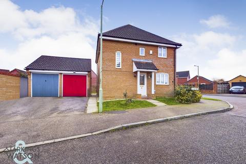 George Baldry Way, Bungay 3 bed detached house for sale