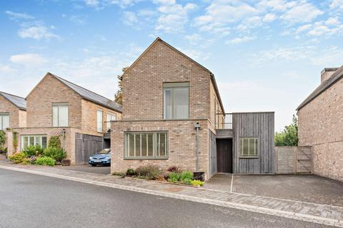 Eversley Gardens, Kings Worthy... 3 bed detached house for sale