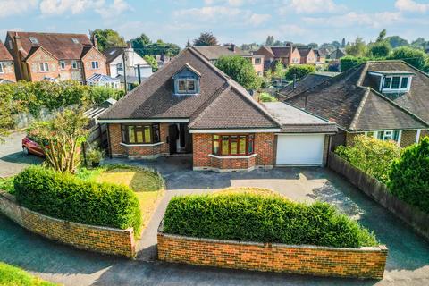 Purssells Meadow, High Wycombe HP14 3 bed bungalow for sale