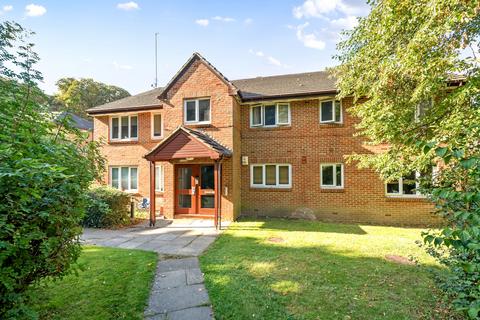 Tilebarn Close, Oxfordshire RG9 2 bed apartment for sale