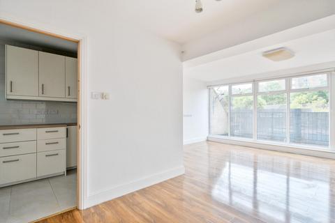 Giles Coppice, Crystal Palace 3 bed townhouse for sale