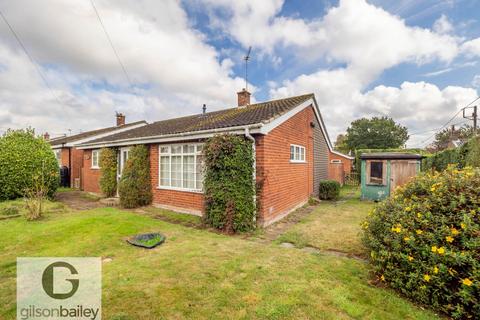 Salhouse Road, Norwich NR13 3 bed detached bungalow for sale