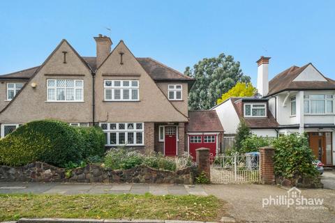 Lapstone Gardens, Harrow, HA3 3 bed semi