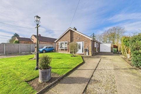 Wendling Road, Longham 3 bed detached house for sale