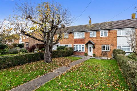 Barnett Field, Ashford TN23 3 bed terraced house for sale