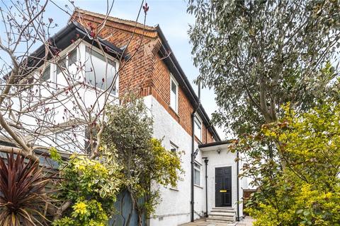 Meadow Close, Chislehurst 2 bed maisonette for sale