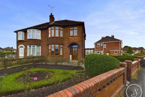 Green Lane, Leeds 3 bed semi