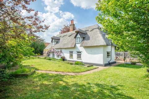 Stubbins Lane, Newmarket CB8 4 bed detached house for sale